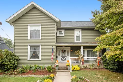 414 S Kalamazoo Ave, Vicksburg, MI 49097