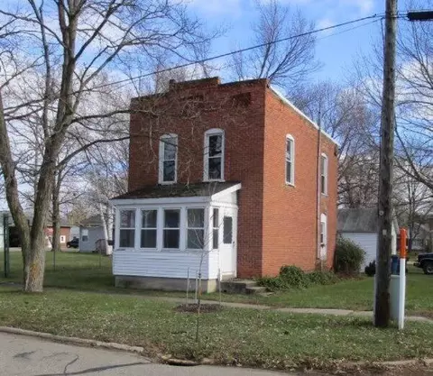 119 S Main St, Tekonsha, MI 49092