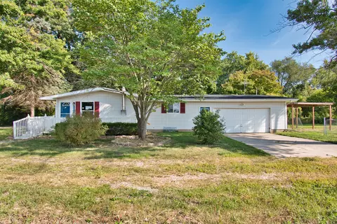 1675 Mallard Dr, Niles, MI 49120