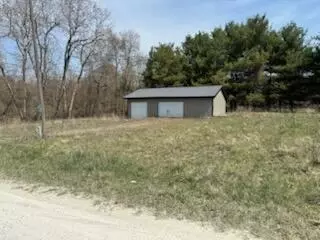 5019 S Townhall Rd, Sheridan, MI 48884