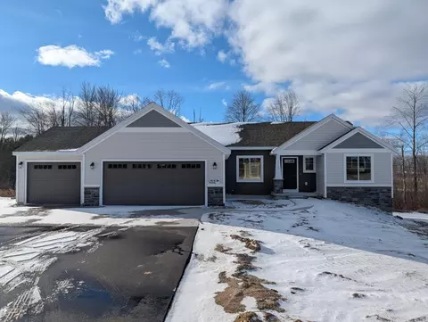 3101 Lincoln Lk, Lowell, MI 49331
