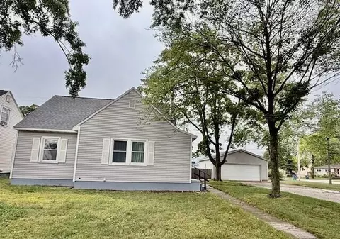 1377 Princeton Rd, Muskegon, MI 49441