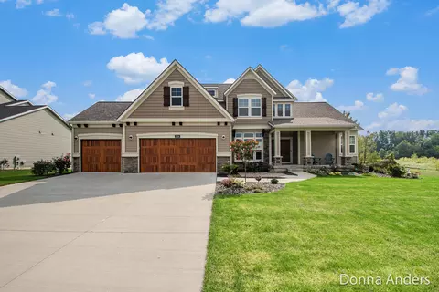 1936 Red Barn Dr, Hudsonville, MI 49426