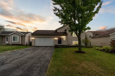376 Needlewood Dr NE, Cedar Springs, MI 49319