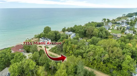 7255 Miami Ave, South Haven, MI 49090