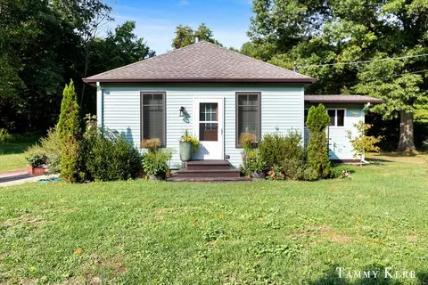 3426 63rd St, Saugatuck, MI 49453