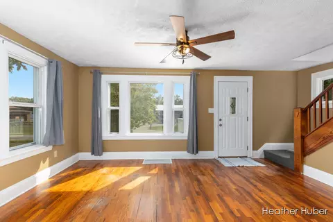 980 E Main St, Ionia, MI 48846 photo 5
