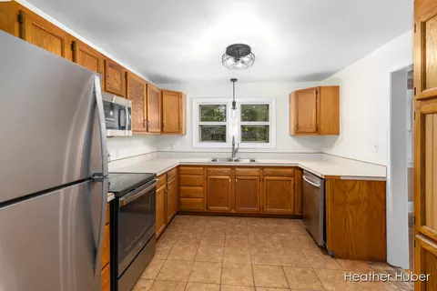 980 E Main St, Ionia, MI 48846 photo 10