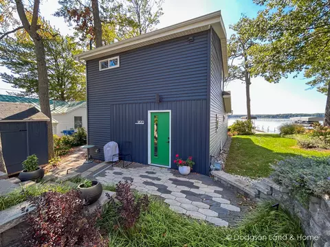 1820 E 88th St, Newaygo, MI 49337 photo 2