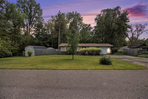 641 John Bria Rd, Battle Creek, MI 49037
