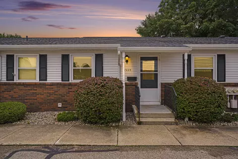 7425 Boulder Blf #112, Jenison, MI 49428
