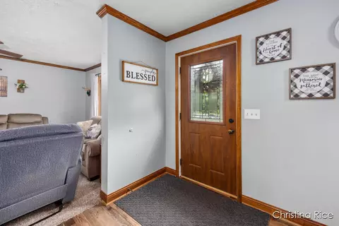 3862 E Shore Dr, Stanton, MI 48888 photo 4
