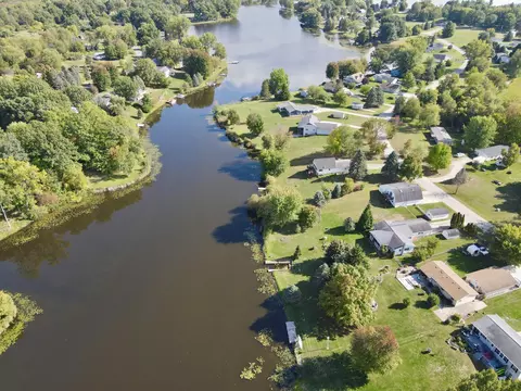 3862 E Shore Dr, Stanton, MI 48888 photo 30