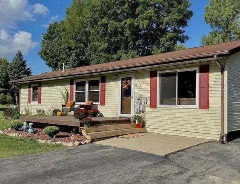 3862 E Shore Dr, Stanton, MI 48888