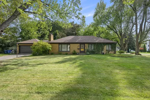 902 Coolidge Ave, Kalamazoo, MI 49006
