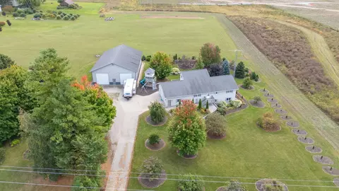 2861 W Polk Rd, Hart, MI 49420