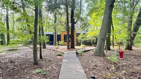 979 Singapore Drive Dr, Saugatuck, MI 49453