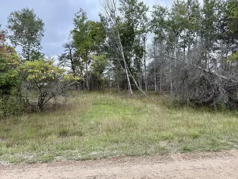 1 Greenway, Onekama, MI 49675
