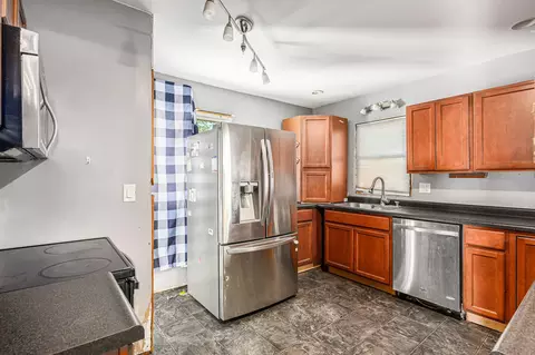 1109 5th St, Three Rivers, MI 49093 photo 9