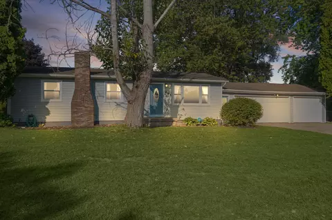 295 8th St NE, Cedar Springs, MI 49319