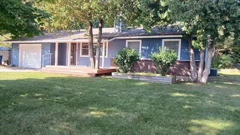 501 Green Acres St, Bellaire, MI 49615