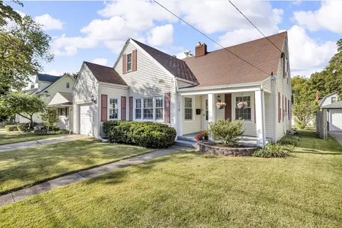 722 W Morrell St, Jackson, MI 49203