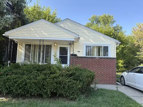 11147 Findlay St, Detroit, MI 48205