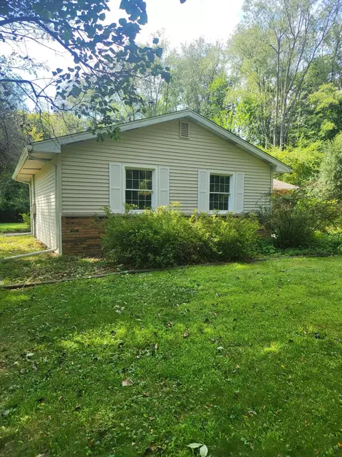 2850 Robinson Rd, Jackson, MI 49203 photo 4