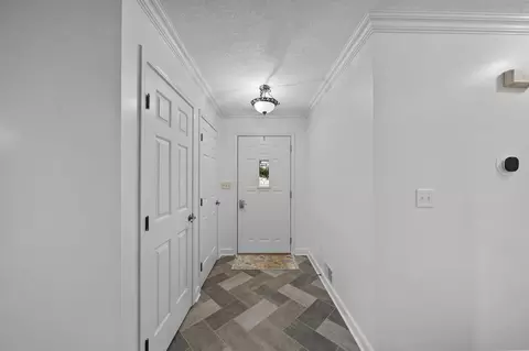5123 S Granite St, Jackson, MI 49201 photo 2
