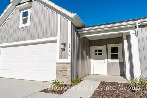 1409 Center Hill Rd SE #34, Lowell, MI 49331