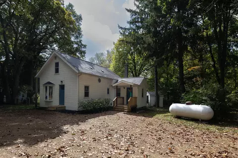 7393 N Sprinkle Rd, Kalamazoo, MI 49004