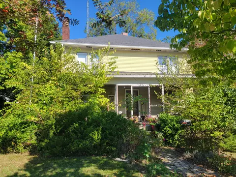 115 N Monroe St, Sturgis, MI 49091