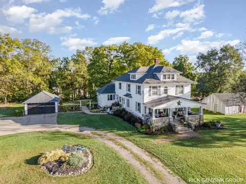 4421 135th Ave, Hamilton, MI 49419