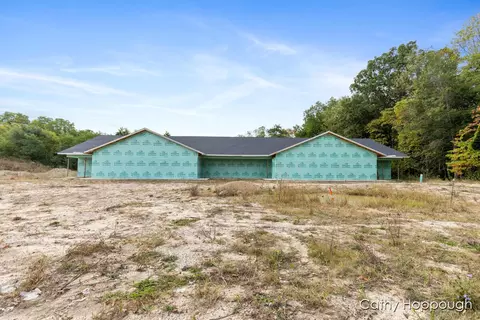 533 E Washington St #ABCD, Ionia, MI 48846