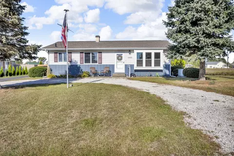 10400 Ferris Ct, Cement City, MI 49233