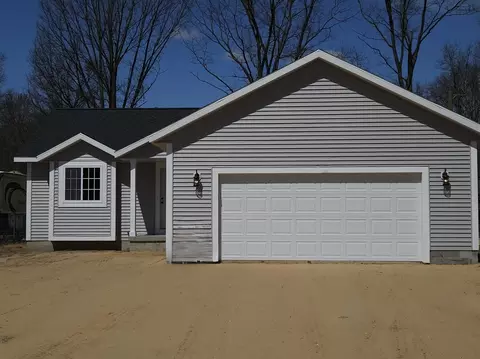 7445 Sweeter Rd, Twin Lake, MI 49457