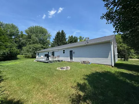 Exterior - 12183 Grandview Dr, Jerome, MI 49249 photo 5 of 11