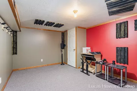 127 Circle Dr, Marshall, MI 49068 photo 11