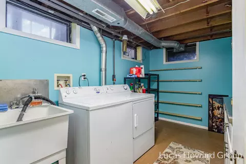 127 Circle Dr, Marshall, MI 49068 photo 12