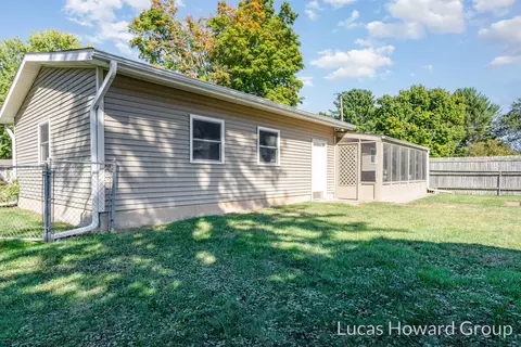 127 Circle Dr, Marshall, MI 49068 photo 14