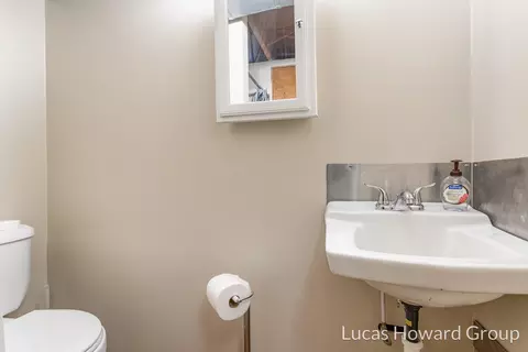 127 Circle Dr, Marshall, MI 49068 photo 13