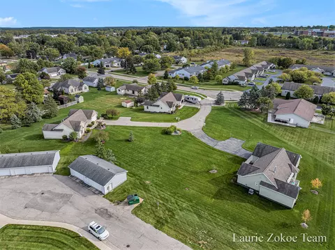 239 W Gardner St NW, Sparta, MI 49345