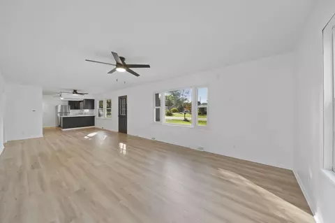 392 Richard St, Spring Arbor, MI 49283 photo 9
