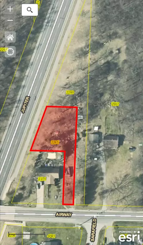 2285 Airway St NE, Grand Rapids, MI 49525