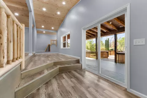 Entry Way - 928 Flint Rd, Coldwater, MI 49036 photo 5 of 6