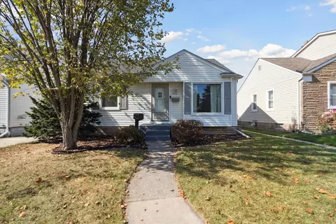 3886 17th St, Wyandotte, MI 48192