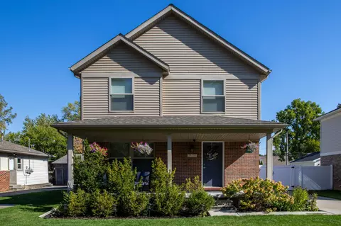 23233 Lakewood St, Clinton Twp, MI 48035