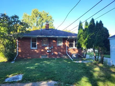 Exterior - 22056 Piper Ave, Eastpointe, MI 48021 photo 4 of 4