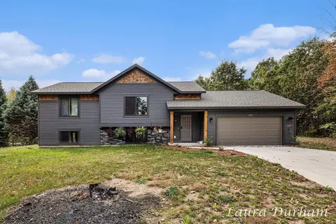 3712 Schermerhorn Lake Dr, Allegan, MI 49010