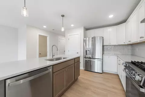 908 Indiana Ave #11, South Haven, MI 49090